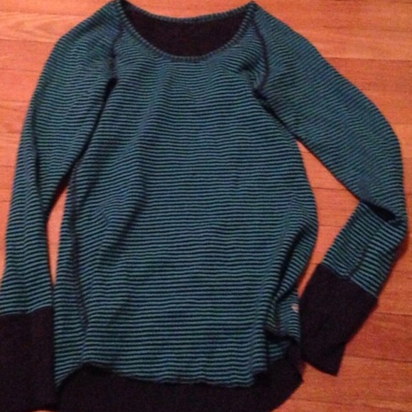 lululemon athletica Tops - Lululemon Reversible Cotton Long Sleeve Size 8